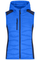 Blue/navy (ca. Pantone 285U
296C)